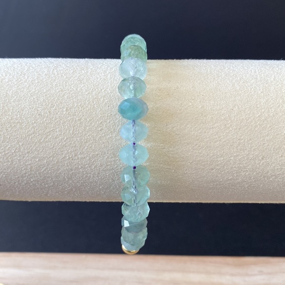 Faceted Green Fluorite Bracelet - Picture 8 of 10